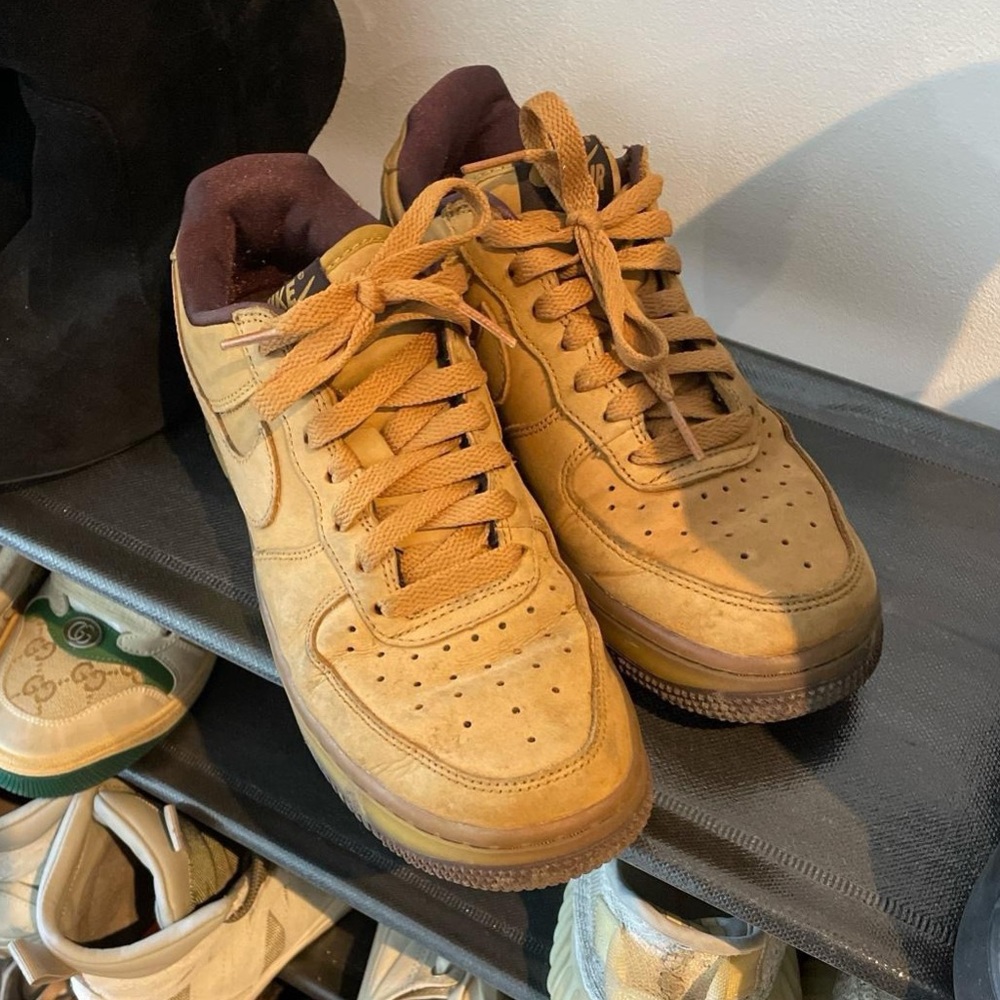 Nike air force 1 wheat tan low top